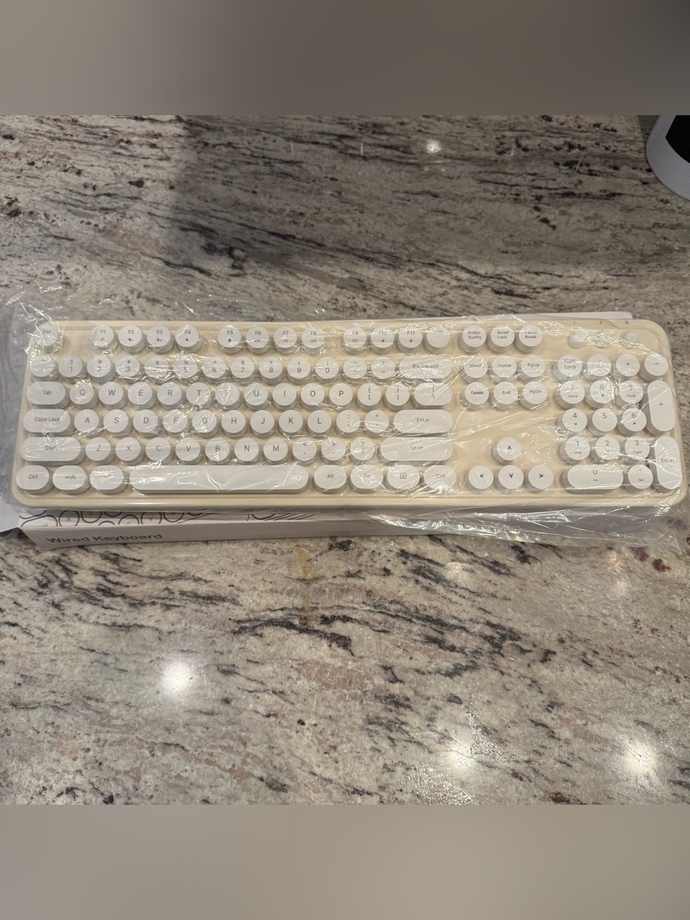 White Wired Full Size Retro Typewriter USB Keyboard Number Pad PC Desktop Laptop